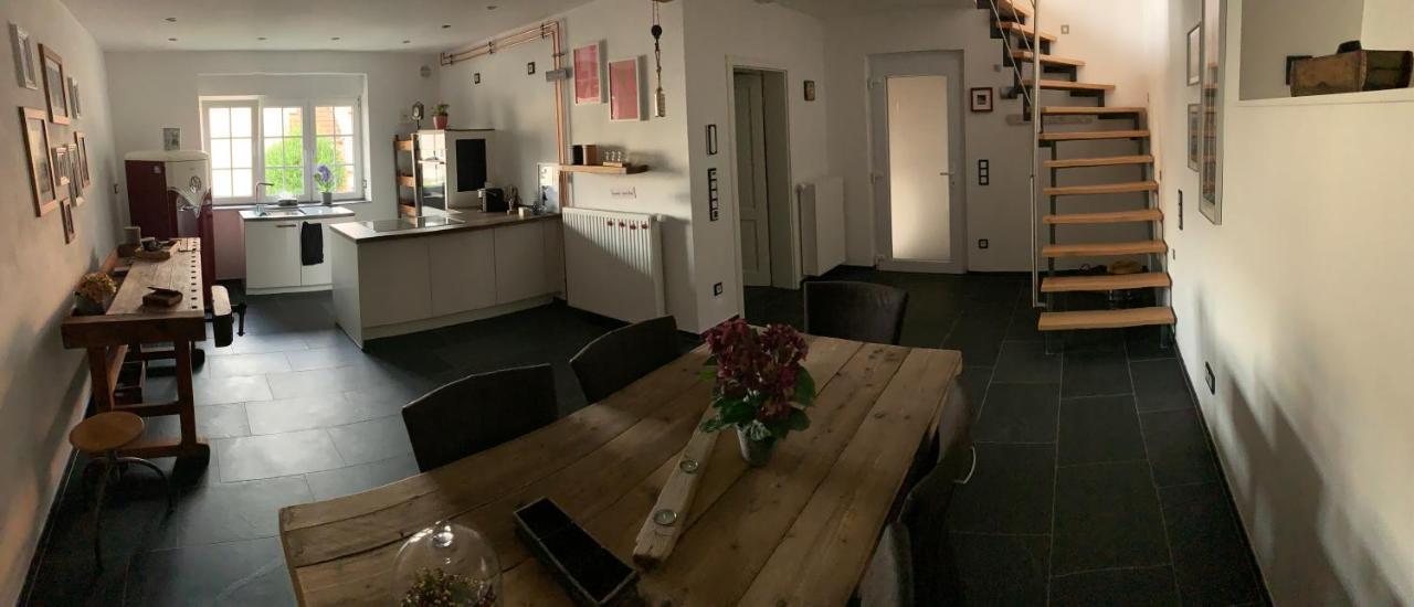 Hier steckt Liebe drin ! Lejlighed Dormagen Eksteriør billede